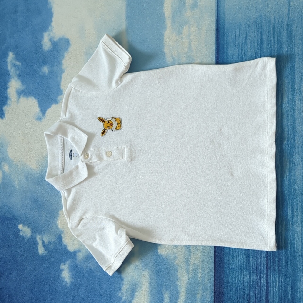 BNWOT 6-7Y Old Navy White Polo shirt with Pokemon Eevee